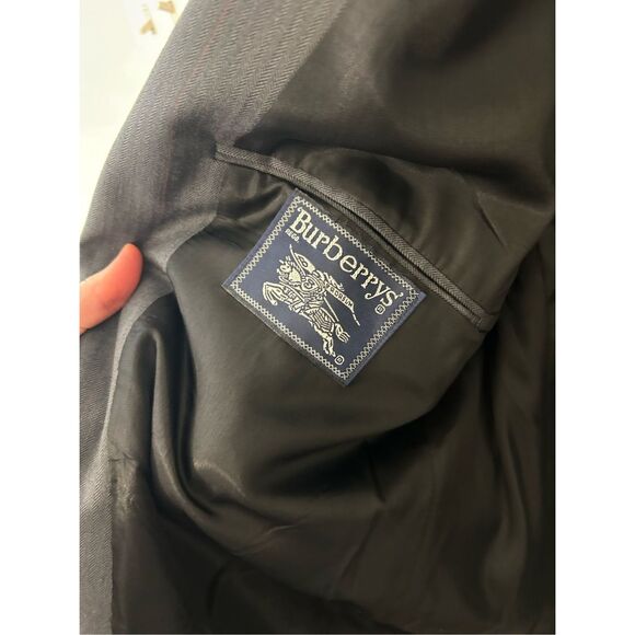 Burberry’s Pure Wool Gray Pinstripe Two-Button Blazer Sz 44R* - Picture 5 of 13